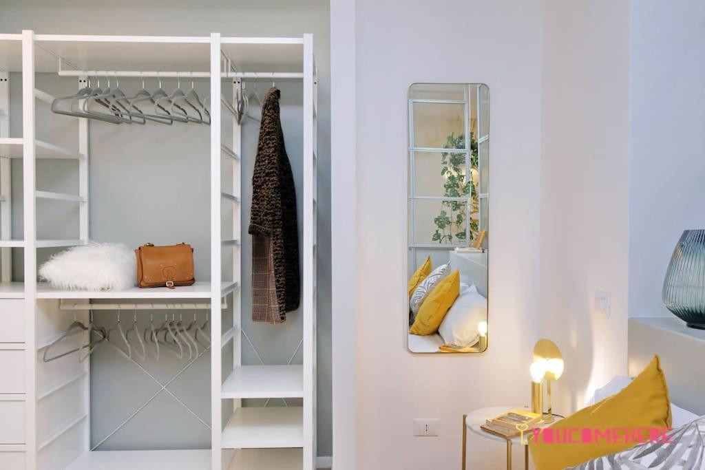 רומא Ych-Renovated And Design Flat Close To The Center מראה חיצוני תמונה